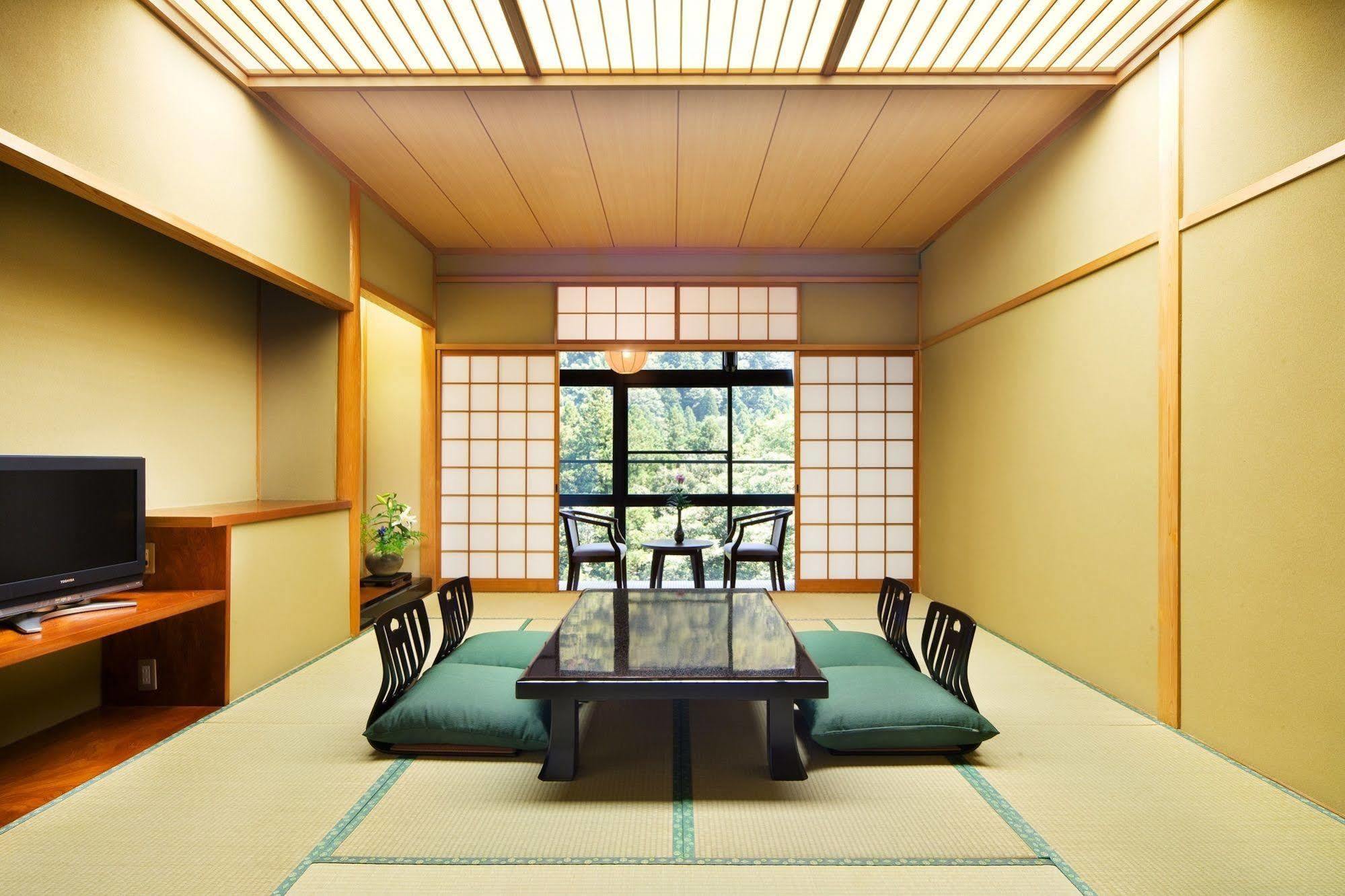 Yamanaka Onsen Kagari Kisshotei Exterior foto